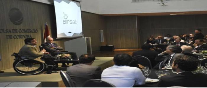 Triaca descarta que el Fondo pida plan de ajustes y reforma laboral